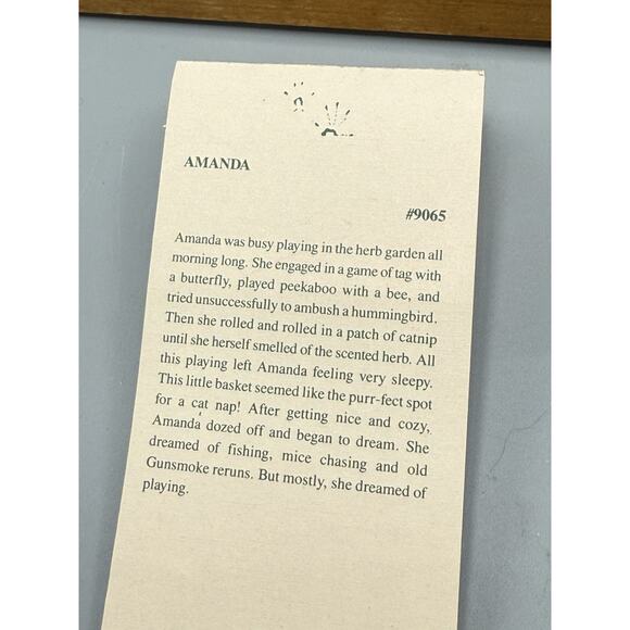 Vintage Amanda #9065 Sleeping Cat Figurine in Basket w/ Blanket 1993 by Willitts - Picture 9 of 9